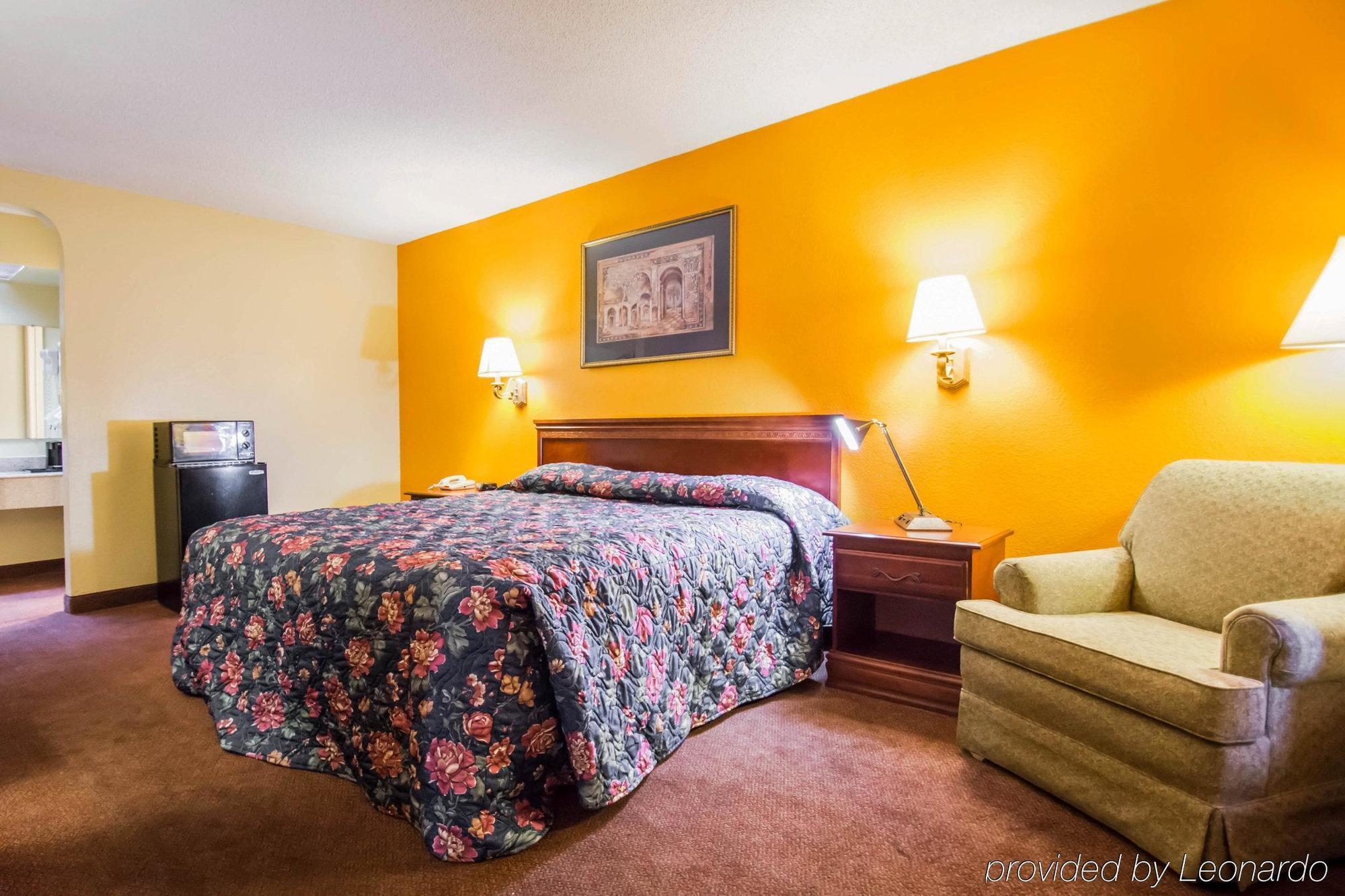 Americas Best Value Inn - Gainesville Extérieur photo