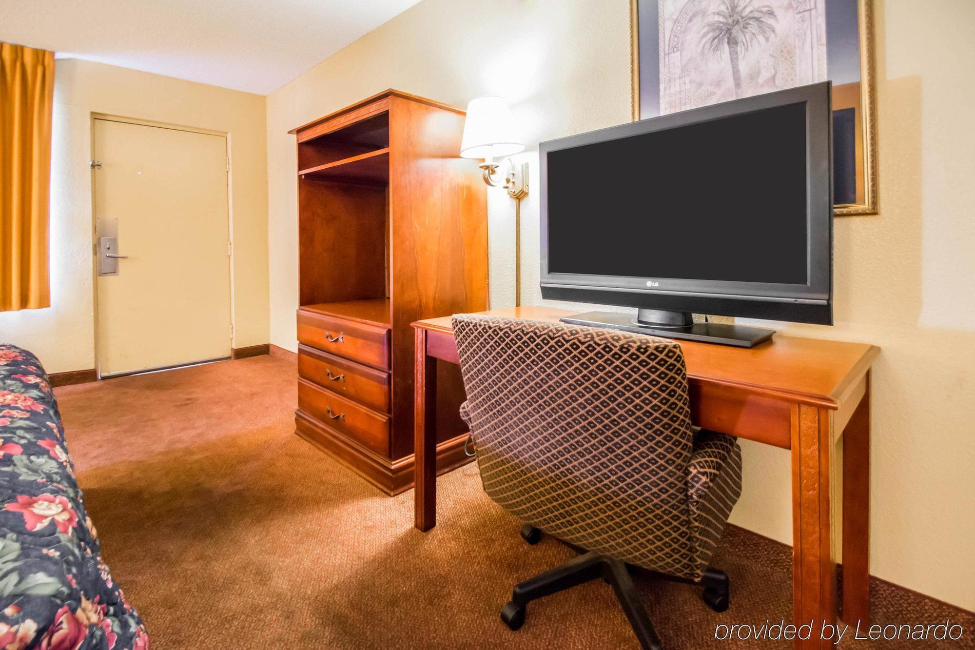 Americas Best Value Inn - Gainesville Extérieur photo